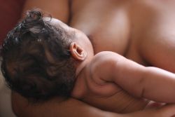 Cara Merawat Bayi Baru Lahir